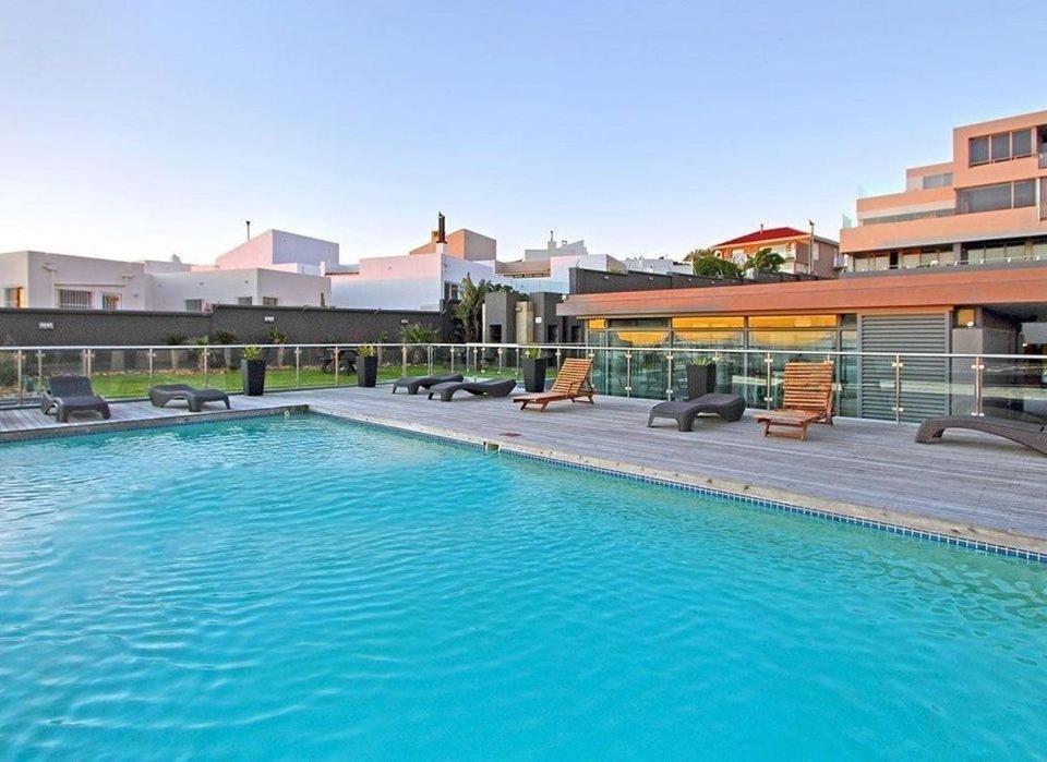 Sea Breeze Apartment Cape Town Bagian luar foto
